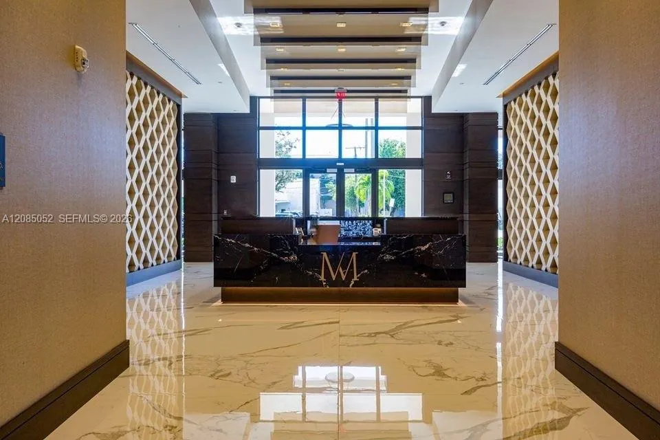 301 Altara Ave #813 Coral Gables, FL 33146