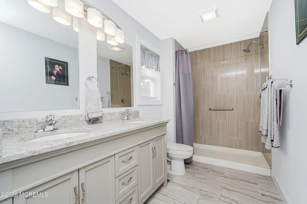 741 Beach Avenue Beachwood, NJ 08722