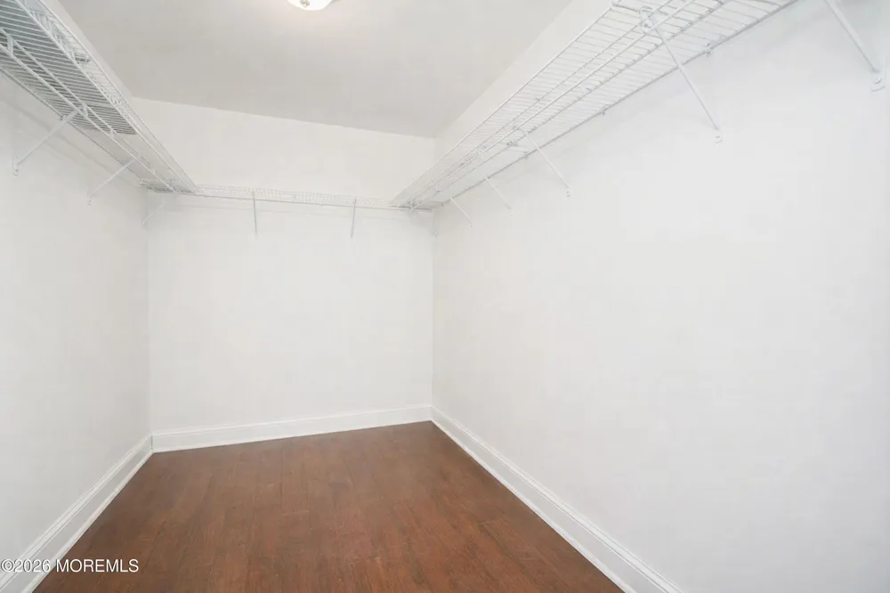 741 Beach Avenue Beachwood, NJ 08722