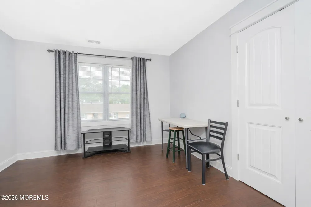 741 Beach Avenue Beachwood, NJ 08722