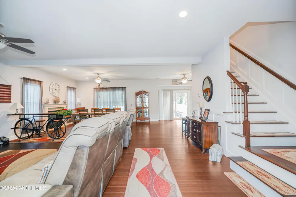 741 Beach Avenue Beachwood, NJ 08722