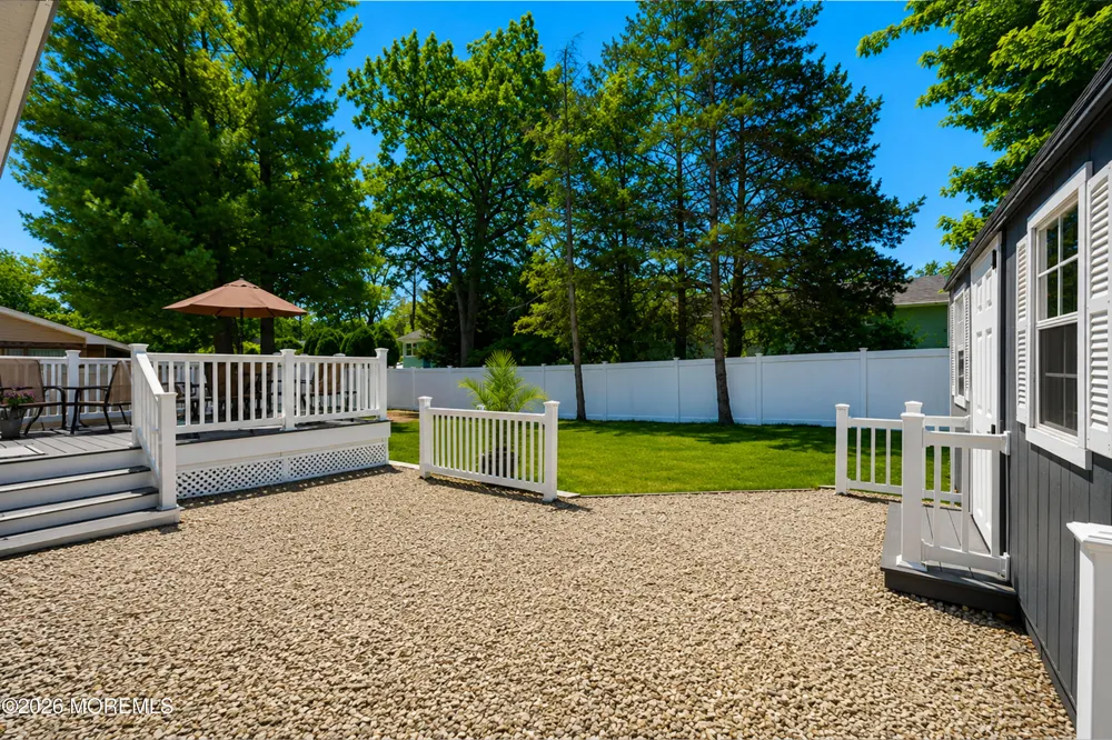 741 Beach Avenue Beachwood, NJ 08722