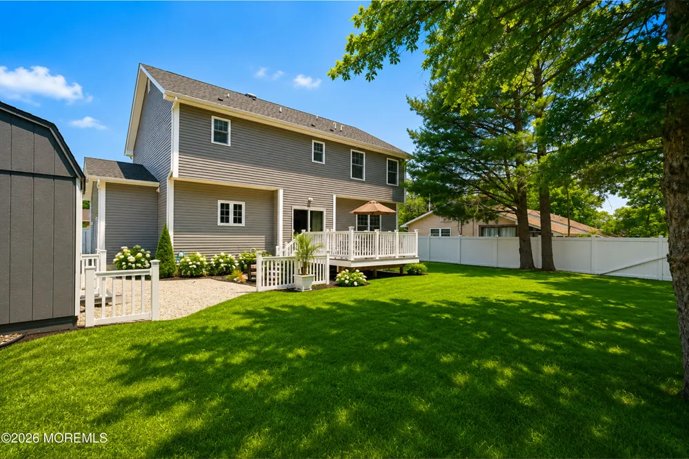 741 Beach Avenue Beachwood, NJ 08722