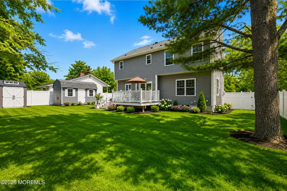 741 Beach Avenue Beachwood, NJ 08722