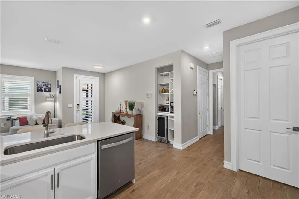 1108 ENBROOK LOOP Naples, FL 34114