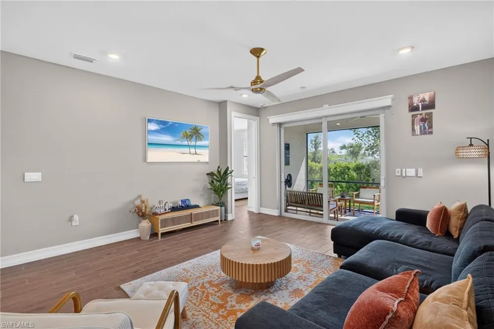 1108 ENBROOK LOOP Naples, FL 34114