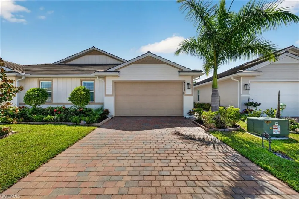 1108 ENBROOK LOOP Naples, FL 34114