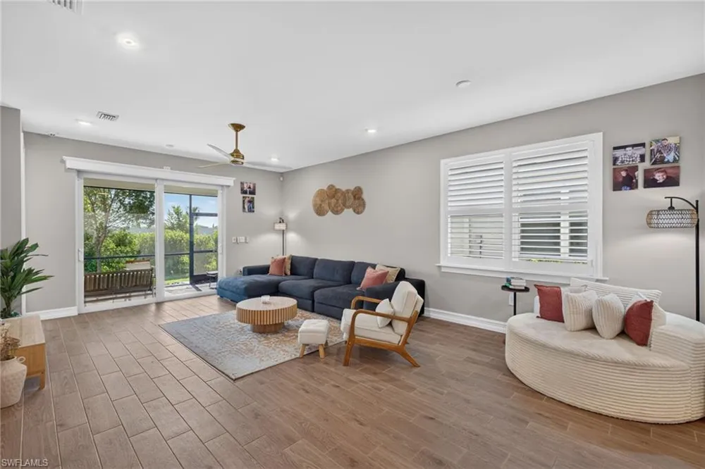 1108 ENBROOK LOOP Naples, FL 34114