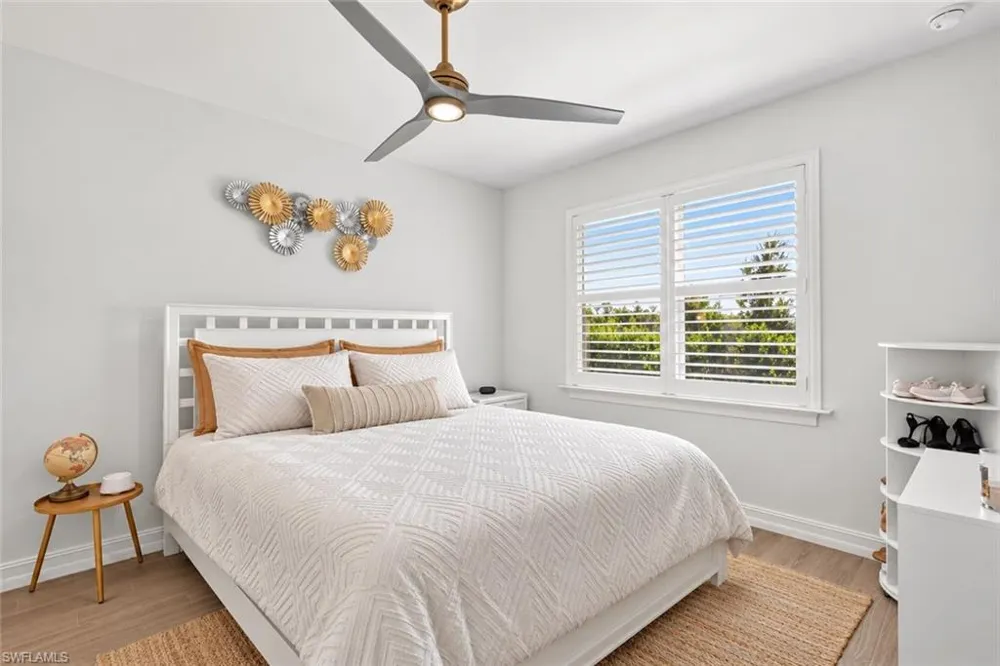 1108 ENBROOK LOOP Naples, FL 34114