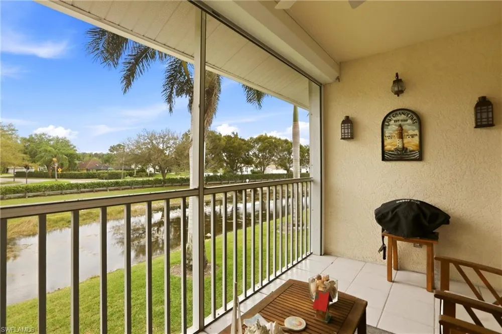 1723 Reuven Circle #2004 Naples, FL 34112