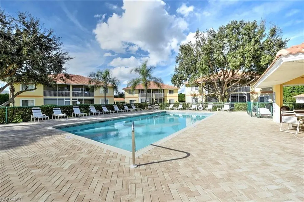 1723 Reuven Circle #2004 Naples, FL 34112
