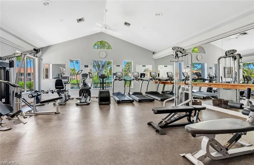 1723 Reuven Circle #2004 Naples, FL 34112