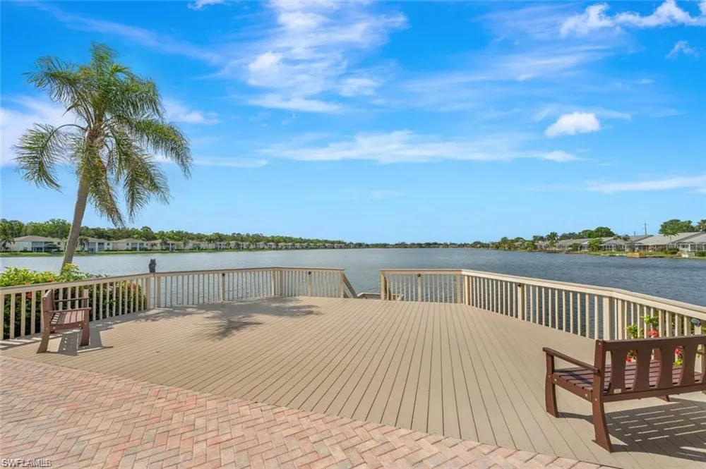 1723 Reuven Circle #2004 Naples, FL 34112