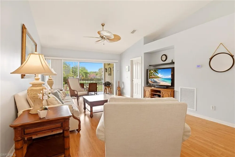1723 Reuven Circle #2004 Naples, FL 34112