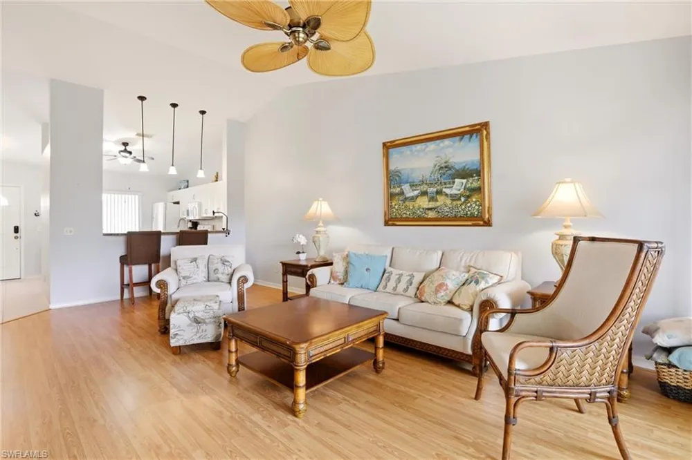 1723 Reuven Circle #2004 Naples, FL 34112