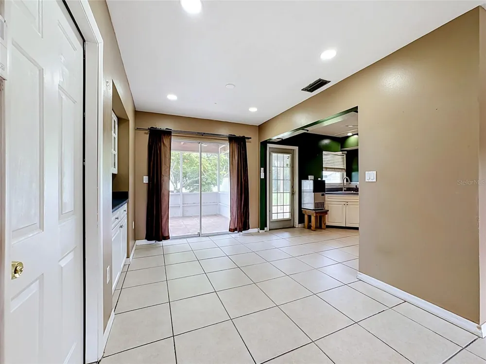 839 SOUTHERN PINE LANE Sarasota, FL 34243