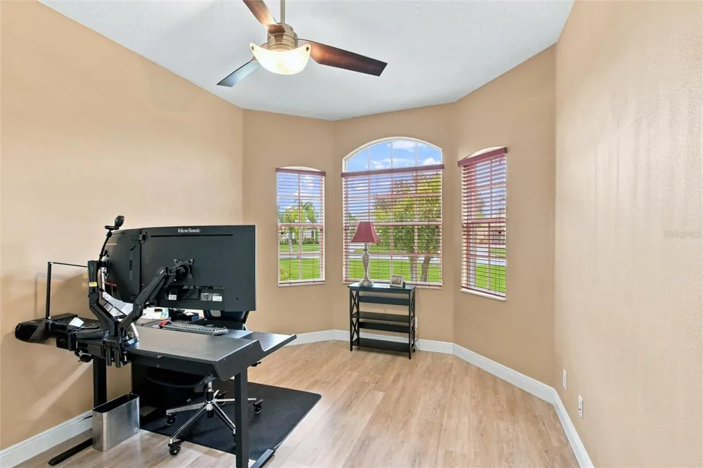 616 COUNTRY MEADOWS WAY Bradenton, FL 34212