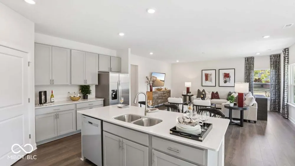 6101 Camarillo Drive Whitestown, IN 46075