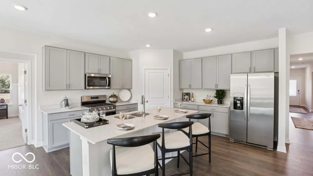 6101 Camarillo Drive Whitestown, IN 46075