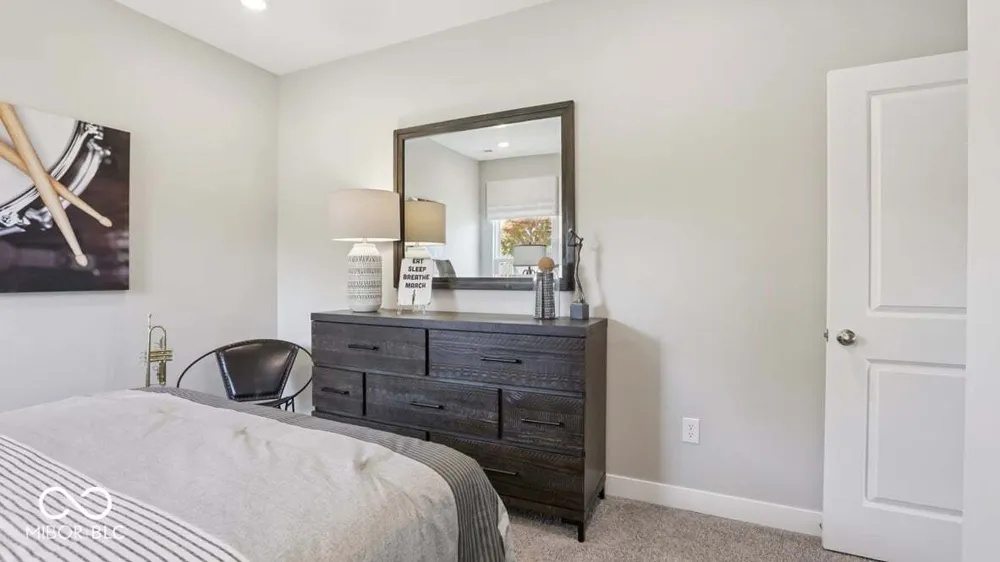 6101 Camarillo Drive Whitestown, IN 46075