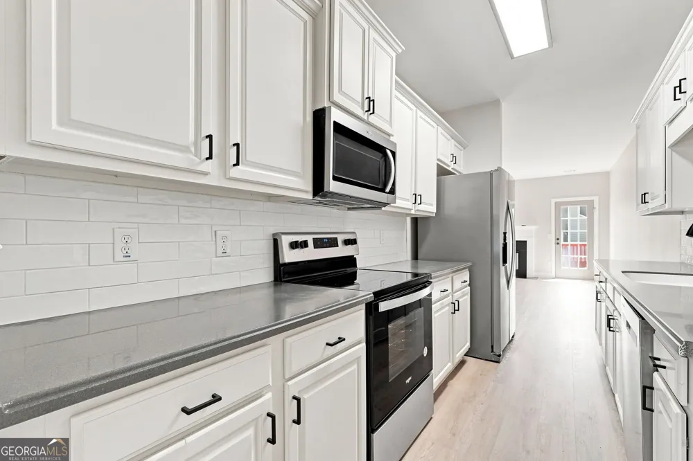 9051 Bayrose CIR East Point, GA 30344