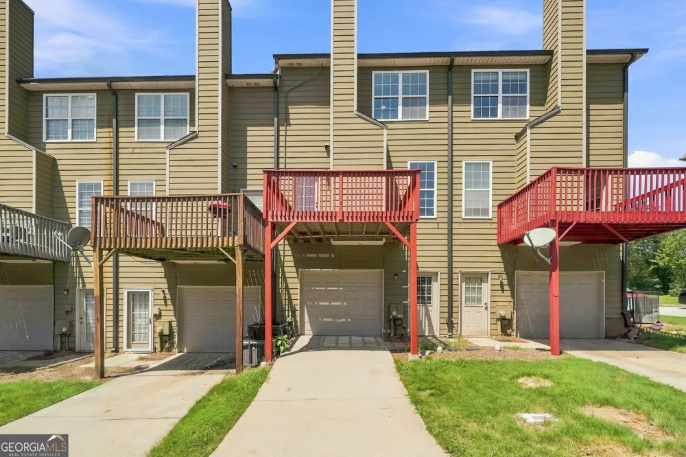9051 Bayrose CIR East Point, GA 30344