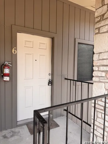 1256 COUGAR DR #6 Canyon Lake, TX 78133