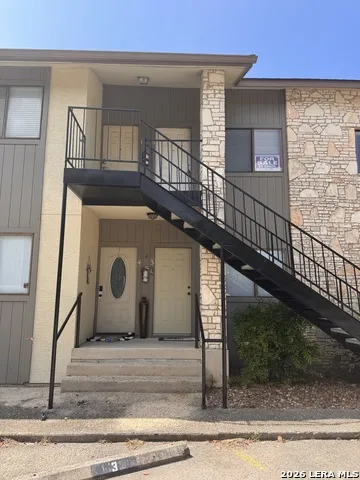 1256 COUGAR DR #6 Canyon Lake, TX 78133