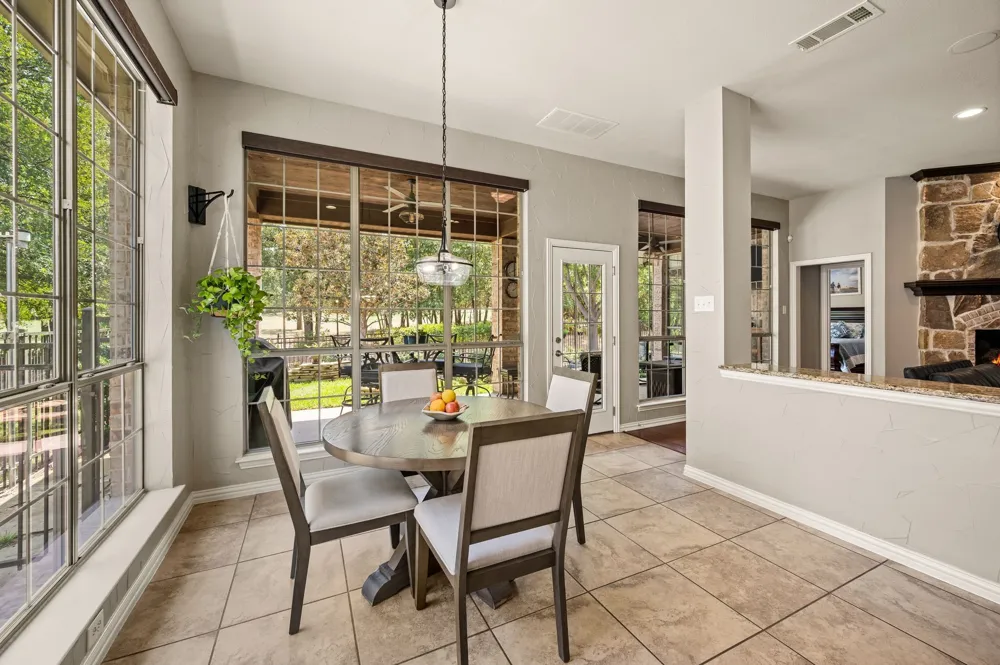 8424 Jefferson Way Lantana, TX 76226