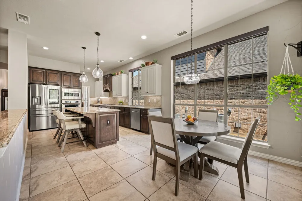 8424 Jefferson Way Lantana, TX 76226