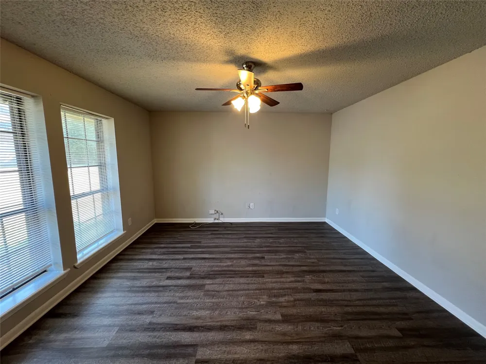 2318 Alexander Street Sherman, TX 75092