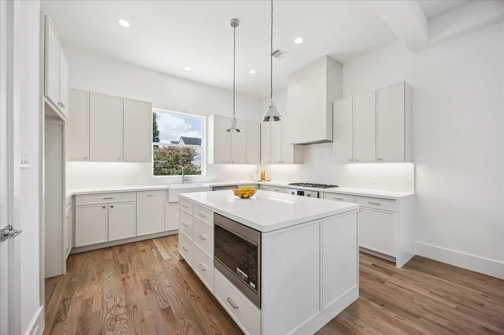 306 Fowler Street Houston, TX 77007