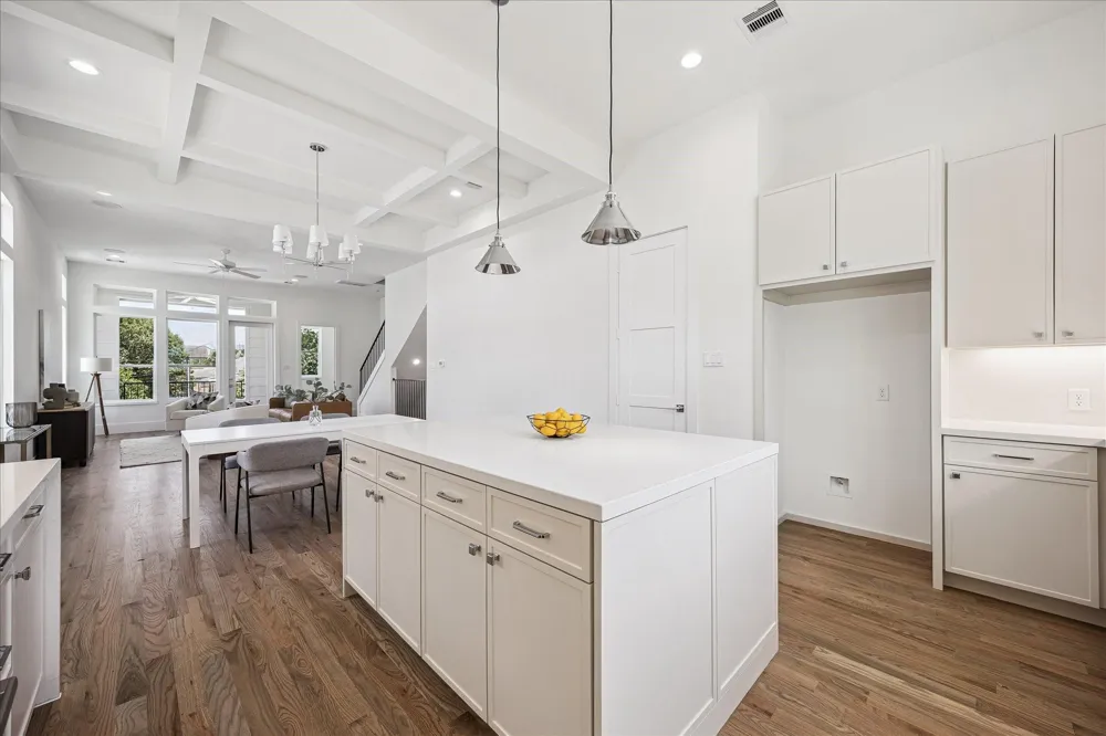 306 Fowler Street Houston, TX 77007