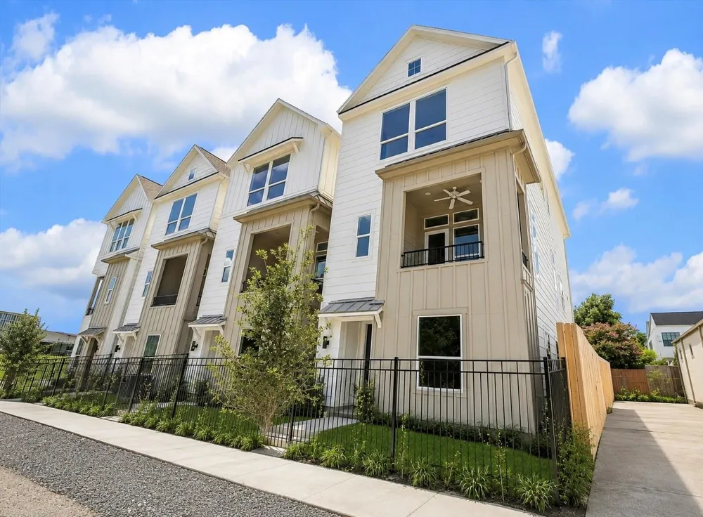 306 Fowler Street Houston, TX 77007