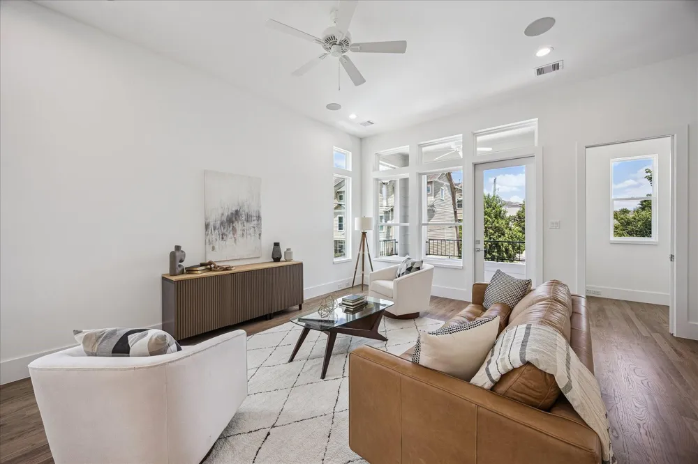 306 Fowler Street Houston, TX 77007