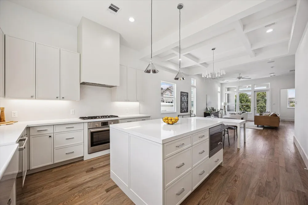306 Fowler Street Houston, TX 77007