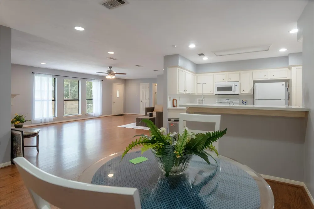 2232 Azalea Circle BLANK Huntsville, TX 77340