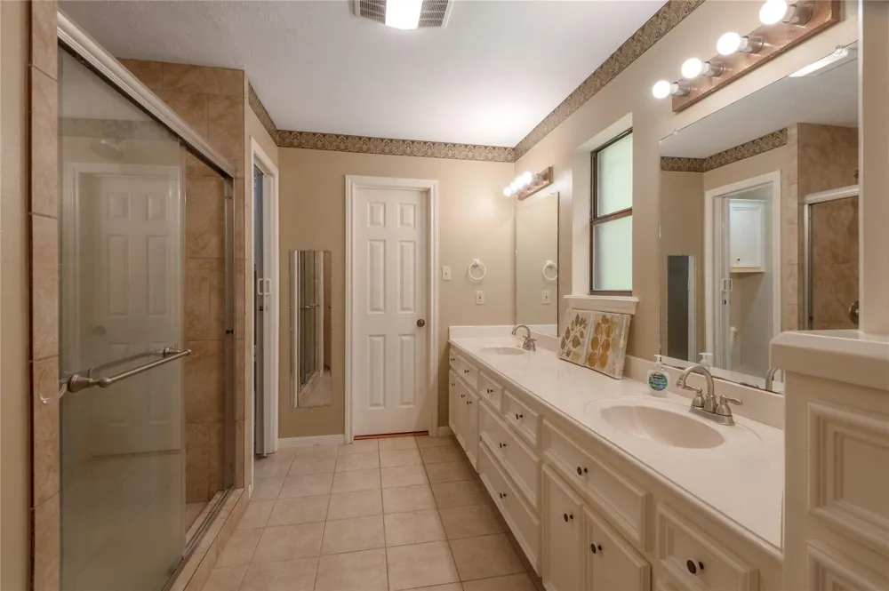 2232 Azalea Circle BLANK Huntsville, TX 77340