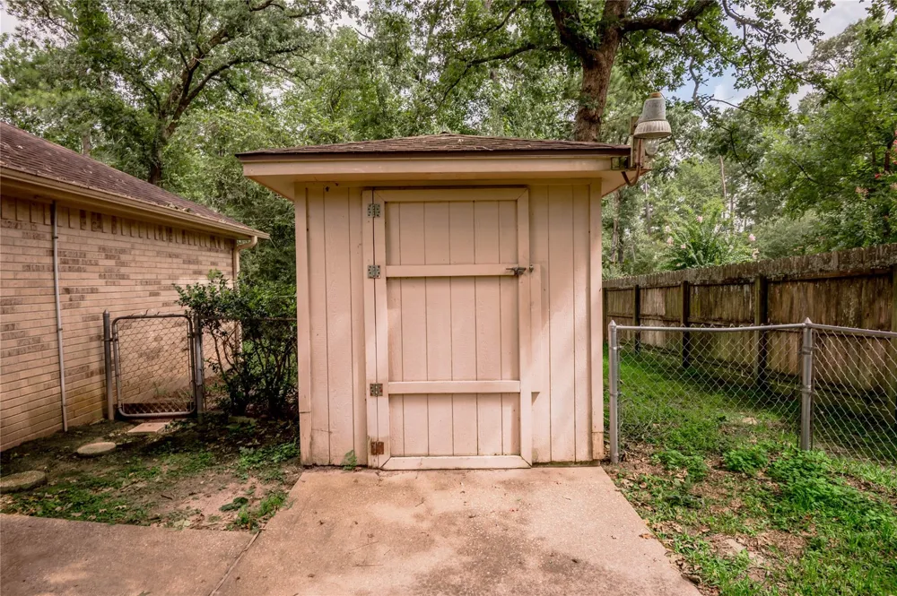 2232 Azalea Circle BLANK Huntsville, TX 77340