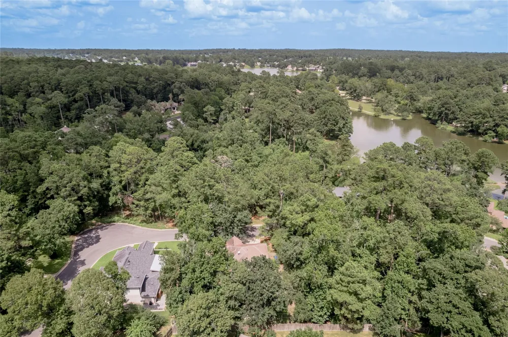 2232 Azalea Circle BLANK Huntsville, TX 77340