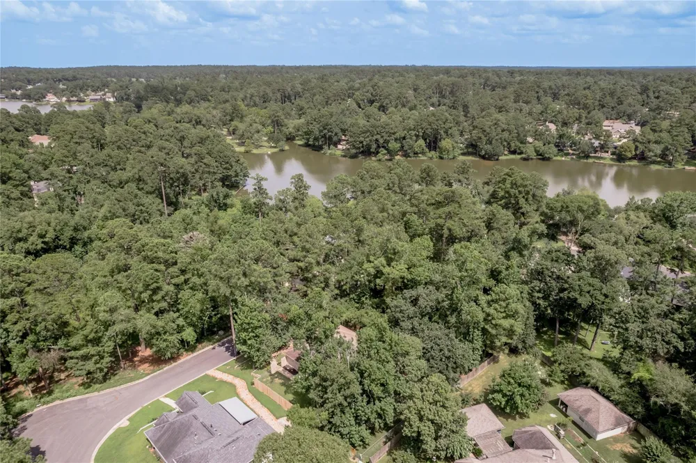 2232 Azalea Circle BLANK Huntsville, TX 77340
