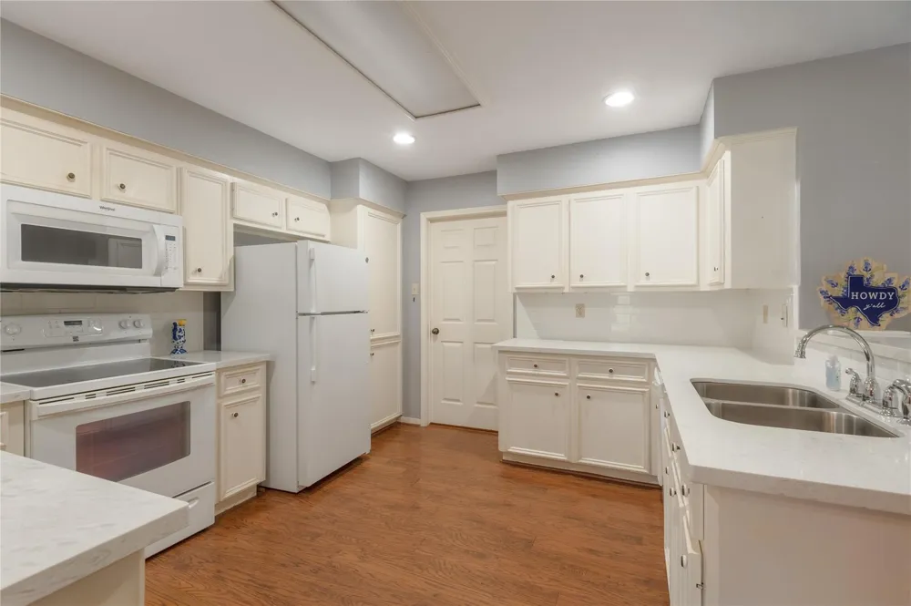 2232 Azalea Circle BLANK Huntsville, TX 77340