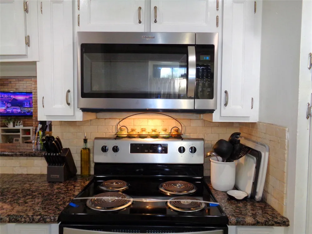 2502 20th Street Texas City, TX 77590
