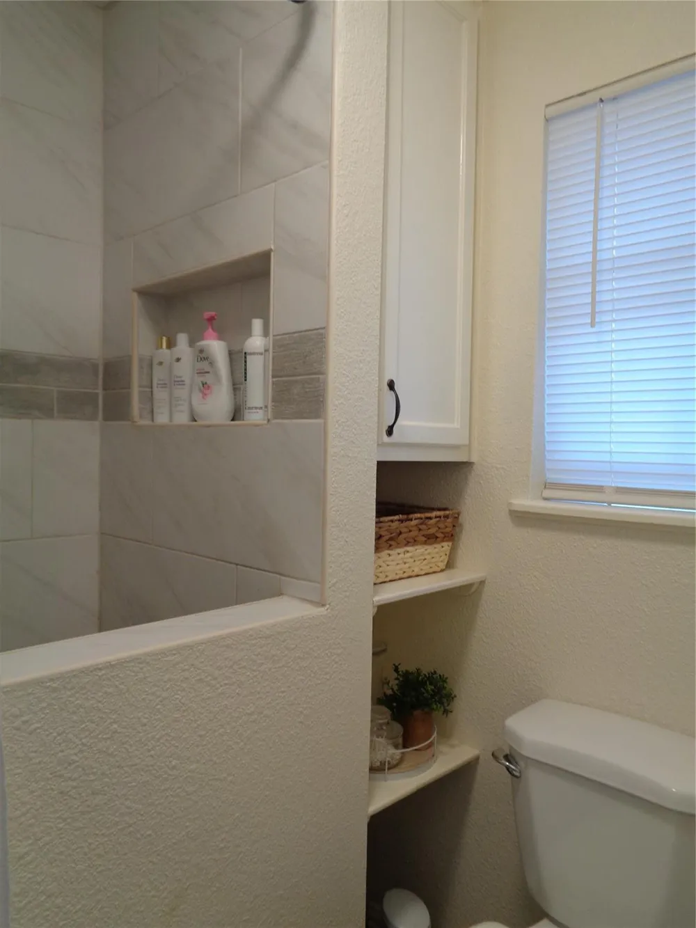 2502 20th Street Texas City, TX 77590