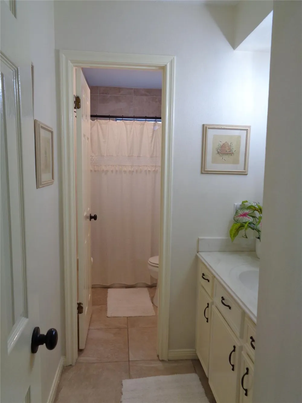 2502 20th Street Texas City, TX 77590