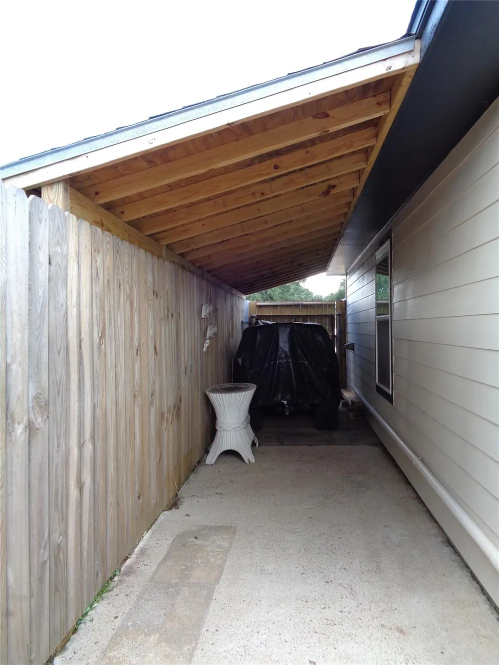2502 20th Street Texas City, TX 77590