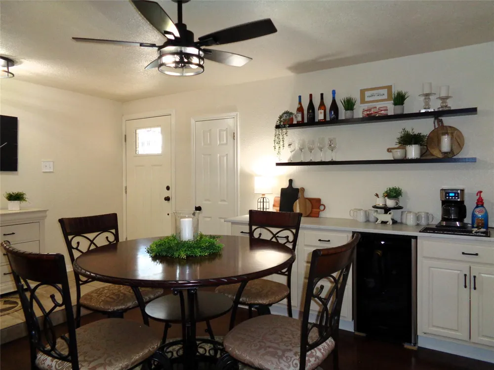 2502 20th Street Texas City, TX 77590
