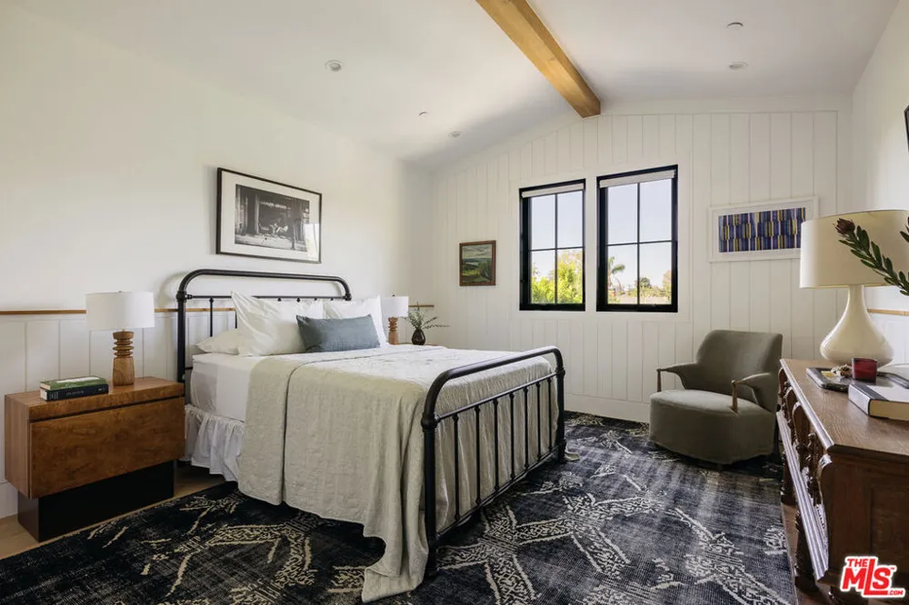 12406 Milbank Street Los Angeles, CA 91604
