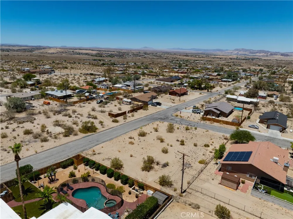 74811 Aladdin Drive 29 Palms, CA 92277
