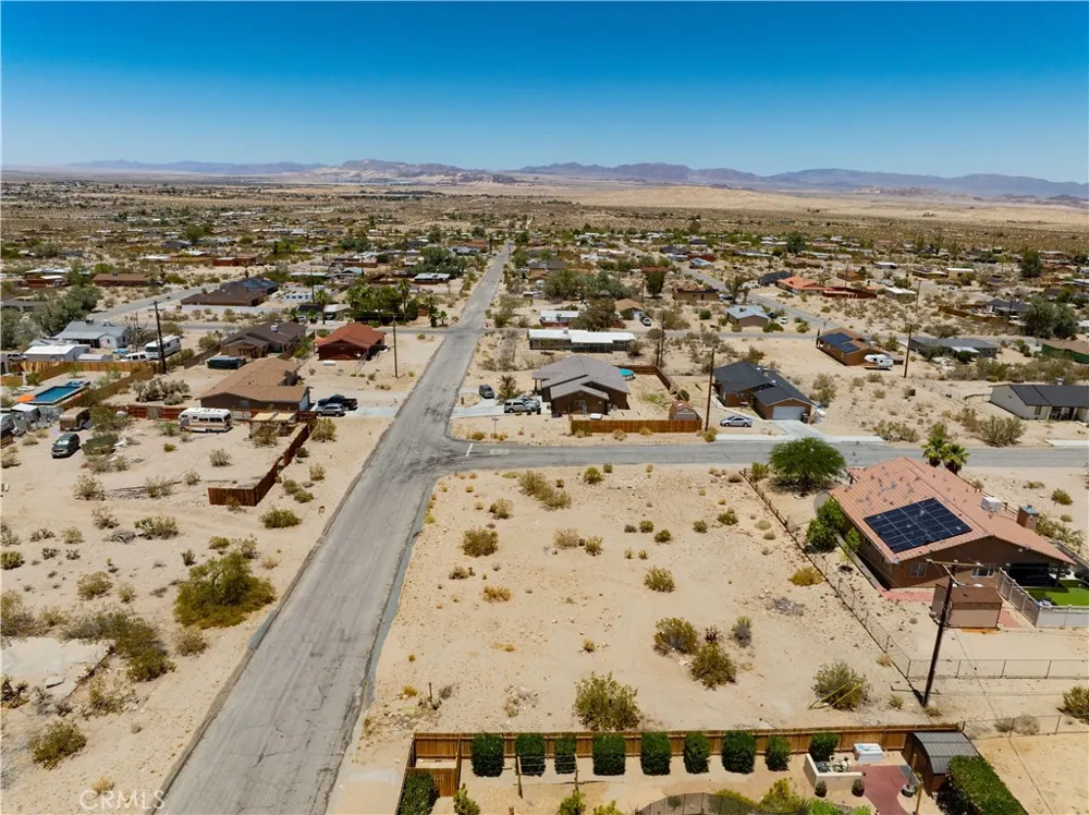 74811 Aladdin Drive 29 Palms, CA 92277